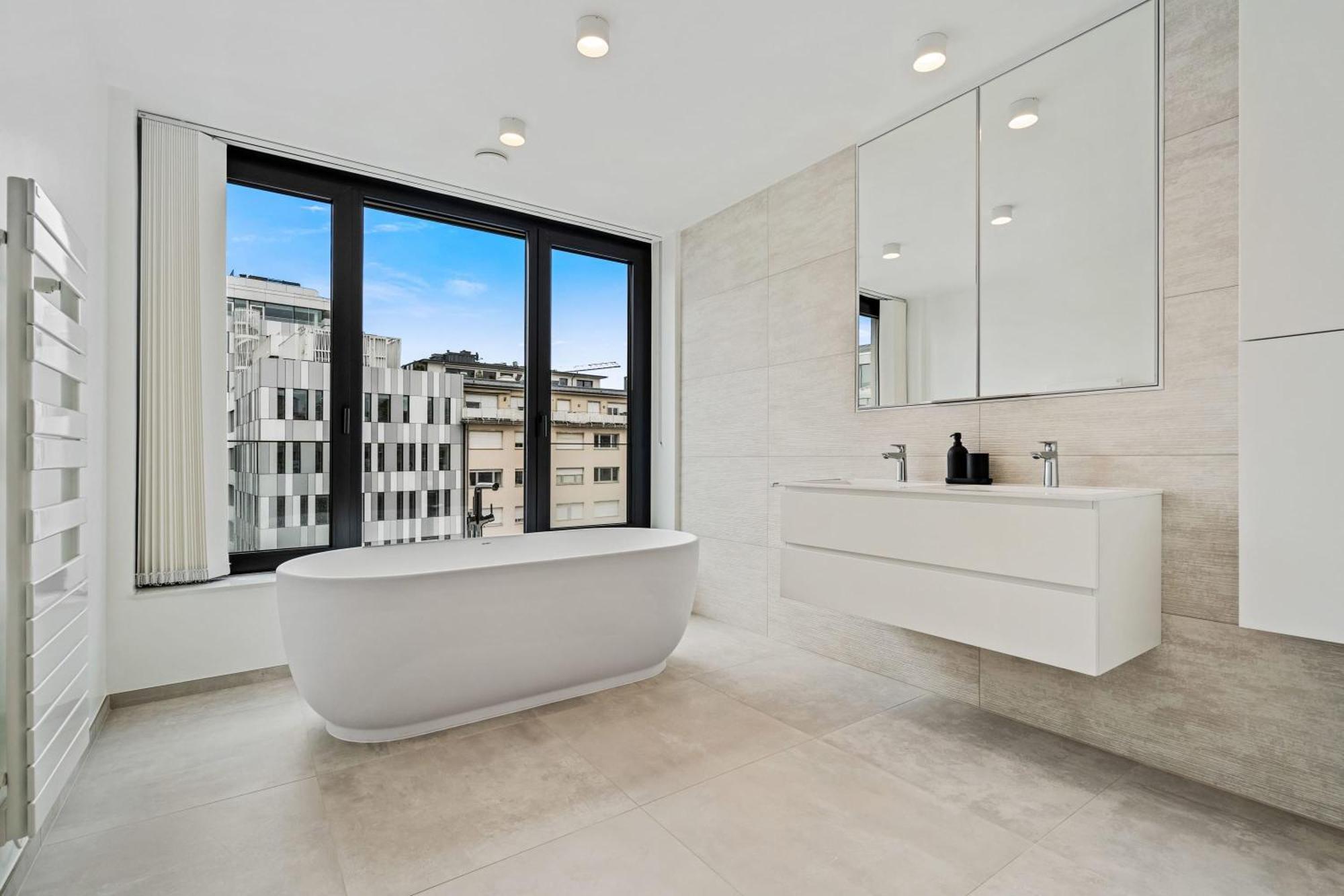 Spacious 6Th-Floor Gem: Modernity Meets Comfort Люксембург Екстер'єр фото